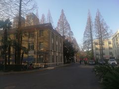 -复旦大学光华楼