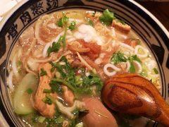 -鑫花溪牛肉米粉(东环大润发店)