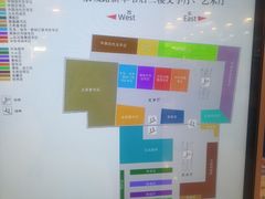 -新华书店(泉城路店)
