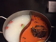 鸳鸯锅-小天鹅火锅·一线江景洪鼎旗舰店(洪崖洞店)