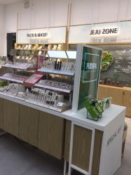 店内环境-悦诗风吟innisfree