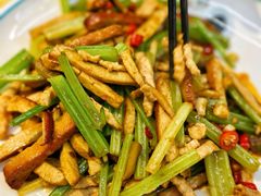 -民间瓦缸煨汤館(嵩山路店)