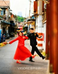 -雪中彩影婚纱摄影·微光艺术中心