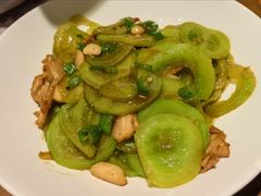 -黄泥岗·地道湖北菜(奥特莱斯店)