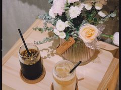 -red donkey coffee