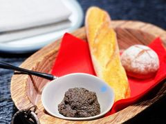 餐前面包橄榄酱-GANEA 厨房神话故事西餐厅