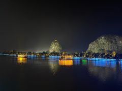 -星湖旅游景区七星岩