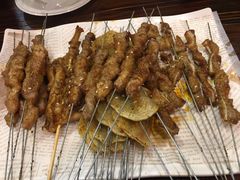 -亮亮烧烤(积玉桥总店)