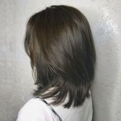 -诗悦发型SALON·圣罗兰店