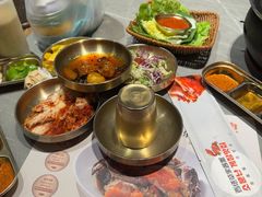 -草家酱蟹炭火烤肉店(珲春南路一店)