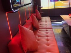 -星聚会KTV(龙湖上海奉贤天街店)