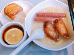 菠萝包-深井陈记烧鹅酒家(新填地街店)
