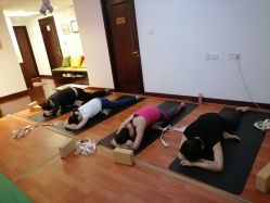 -Yvon yoga 瑜伽·精准体态管理中心