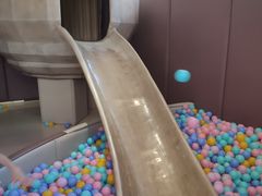 -水桶王国主题餐厅·聚会·生日派对·亲子活动·家庭套餐(亚龙湾希尔顿店)