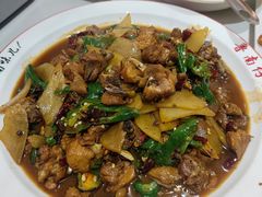-鲁南仔·滕州炒鸡(经三路店)