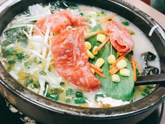 -灵芝妹子海鲜米线(香炉礁山姆店)