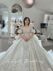 -艾米丽婚纱礼服