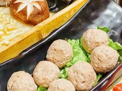 -牛村来人潮汕牛肉火锅(西单店)