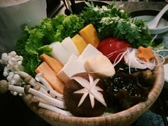 -湊湊火锅·茶憩(新中关购物中心店)
