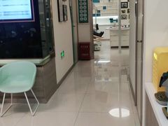 -维乐口腔(美维云门诊陆家嘴店)