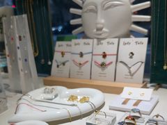 -LADY FAFA(巨鹿路陕西南路路口店)