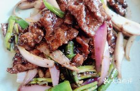 Qiaozhi Mouth Stir-Fried Beef
