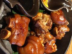 -云海肴·汽锅鸡·云南菜(天山百盛优客店)