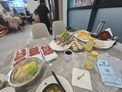 -牛天下·牛肉·海鲜·打边炉·融合菜