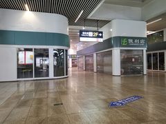 -周黑鸭(北京南站七店)