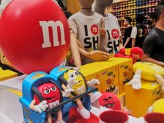 -m豆巧克力世界(上海世茂广场店)