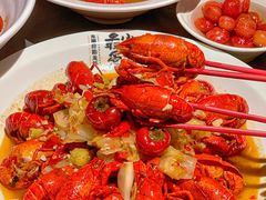 -龙巢盱眙龙虾·牛蛙·烧烤宵夜(八卦岭店)