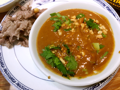 -潮汕牛肉火锅