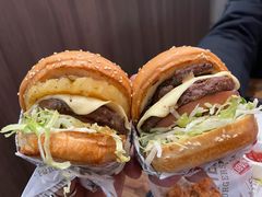-The Habit Burger Grill 哈比特汉堡(世博店)