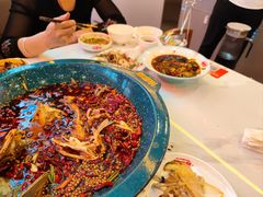 -渔香岛美蛙鱼头火锅(威清路店)