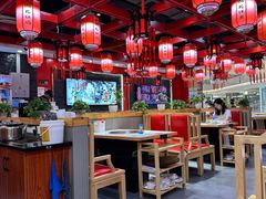 -鲁员外地锅鸡地锅鱼(龙湖江东天街店)