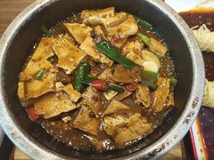 石锅老豆腐-有红鸡毛店·川菜(建设路店)