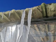 -果松木炭酸菜铜火锅·外婆参鸡汤