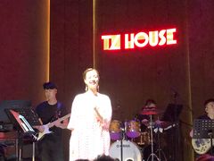 -TZ House音乐现场(来福士中心店)