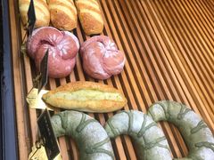 -焙丽拾光(麦凯乐直营店)