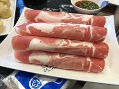 -楼外楼大刀肉传统火锅居(繁荣路店)