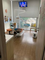 -睿宝儿科·眼科·口腔(静安大悦城门诊部)