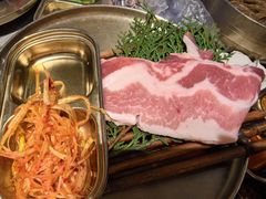-草家酱蟹炭火烤肉店(珲春南路一店)