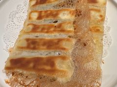 金奖锅贴-春发生饭店·非遗(南院门店)