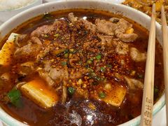-犇逸·乐山跷脚牛肉·四川现炒(览海店)