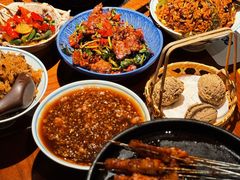 -包整·丝娃娃(一览甲秀楼风景店)