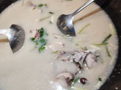 -咕嘟草帽鱼·牛奶一样的鲜鱼汤(包河万达广场创始店)