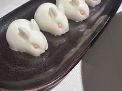 椰汁玉兔糕-侨美食家·41年地道粤菜(恒福路店)