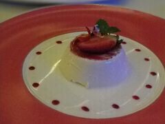 草莓布丁-西山人家·二十年老字号农家菜(旺山店)