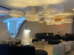 -涨巢·潮玩水疗局