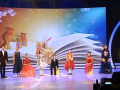 -蓝话筒·少儿成人演讲口才·主持朗诵·戏剧表演(大华第一坊店)